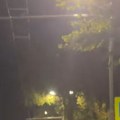 Saobraćajna nesreća na Konjarniku: Delovi vozila rasuti po putu: Stvaraju se zastoji, vozači oprez! (video)