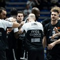 KRAJ: Partizan – Olimpijakos 66:104