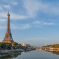 Istorijski delovi Ajfelove kule ponovo na aukciji - cena jednog dela može dostići i 50.000 evra
