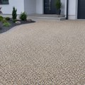 Zaboravite na beton koji puca i šljunak koji se raznosi: Ova moderna podloga postaje hit za dvorišta i prilaze