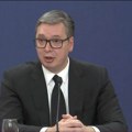 Vučić najavio po 10.000 dinara za svu decu do 16 godina! Evo kada su prijave