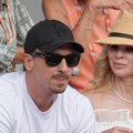 Kakav prizor! TRUDNA žena Zlatana Ibrahimovića, lepa Helena uslikana na plaži sa stomakom FOTO