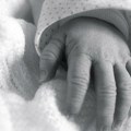 Beba stara pet dana misteriozno umrla u Nišu