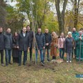 Gradonačelnik obišao Šećeranski park: Počela rekonstrukcija, u sklopu prve faze biće zasađeno 250 sadnica Šećeranski…