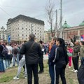 Koštunica na protestu na Platou Zorana Đinđića (foto)