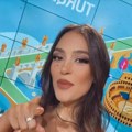 Albanka osvojila Ligu šampiona: Svi gledali u duboki dekolte i noge, najavu Barsa - Inter je malo ko čuo