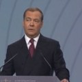 Medvedev o Trampovoj izjavi: Pretenciozna glupost!
