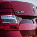 Škoda najprodavaniji brend među novim automobila, a koliko je u Srbiji prošle godine kupljeno novih Poršea i Maseratija?