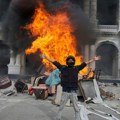 Haos u nepalu! Gori zgrada parlamenta, premijer podneo ostavku, masa demonstranata na ulicama!