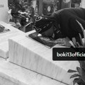 Boki 13 došao u Beograd pa odmah posetio grob Marine Tucaković: Jedva je zadržao suze, ovo je prvo uradio
