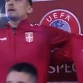 Himna "Bože pravde" zagrmela u Leskovcu: Iz duše su je pevali svi navijači i fudbaleri Srbije!