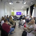 ANEM: Izazovi i pretnje po bezbednost novinara u Srbiji – Šta su problemi i kako se zaštititi