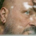 Urban objavio novi singl „Sagradit ću ti pjesmu“ pred koncert u Beogradu
