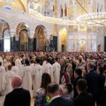 "Bog je tako hteo, svetu ruku iznad nas": Nemanja i Dezire se venčali ispod Pojasa Presvete Bogorodice u Hramu Svetog Save, a…