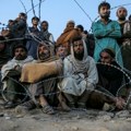 Politiko: EU razmatra osnivanje centara u Ruandi i Uzbekistanu za povratak migranata