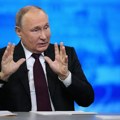 Putin: Rusija ide napred uprkos sankcijama, za mir u Ukrajini 'denacifikacija' i 'demilitarizacija'