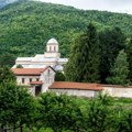 Zemlje Kvinte pozdravile odluku Prištine da vrati zemljište manastiru Visoki Dečani