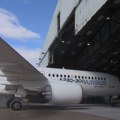 Istorijski ugovor Erbasa i LOT: Poljska kupuje najmanje 40 aviona modela A 220 (video)