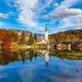 Stariji radnici dobijaju slobodan petak, kraće radno vreme i veća plata! Revolucija rada u Sloveniji