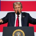 Psihologija moći: Šta Tramp postiže svojim nagoveštajima o trećem mandatu?