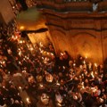Blagodatni oganj sišao u Crkvu groba Gospodnjeg u Jerusalimu