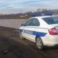 Pronađeno telo muškarca kako pluta u kanalu! Jezive scene kod Kule uznemirile građane