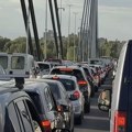 VIDEO Velika gužva na Mostu slobode, kolona u smeru ka gradu