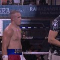 Jovan Nikolić nastavio dominaciju! Srpski bokser slavio na Balkan Boxingu, Ukrajinac mu nije mogao ništa