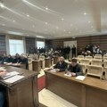 Opozicija u Sjenici pokušala nelegalno da održi sjednicu Skupštine