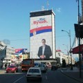 Vučić na dan "ProGlasa" u Nišu - uz ambasadora EU usred kampanje pušta gasovod