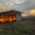 Izgoreo hangar pun sena u Kragujevcu