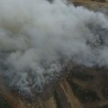 Депонија надомак Ужица поново гори; У гашење пожара укључени и хеликоптери ФОТО