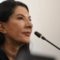 ''Ne idem nigde dok ne napunim 103 godine'': Marina Abramović ima recept za dugovečnost, a kaže da već zna pobednika izbora…