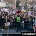 Studenti celu noć blokirali Most slobode u Novom Sadu, danas na plenumu odlučuju o nastavku blokade