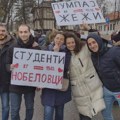 Sedi jedan: Protiv tromog klišea o „izgubljenoj godini” i „povratku u klupe”