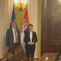 Brnabić se odbila rukovati s Piculom, razgovor nazvala nazvala dobrim i otvorenim