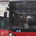 Korisnici gradskog prevoza u Beogradu potpuno zbunjeni Kontrolori na sve strane, a prevoz besplatan, evo šta rade