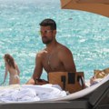 Mnogo skupa fotka! Novak u društvu Modrića i Čeferina uživa na letovanju u Hrvatskoj