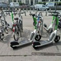 Agencija za bezbednost saobraćaja: Ne kupujte deci električne trotinete