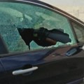 Srđanu Žuniću razbijeno staklo na automobilu