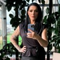 "Leži na krevetu kao nasukani kit i kmeči, ali joj ne smeta da vodi abrove": Pevačica šokirala sve rečima o svekrvi