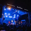 ART FRONT 2026: Zoster, Vojko V, Coby, Rambo Amadeus i Zabranjeno pušenje stižu u Sremsku Mitrovicu