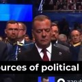 (Video) Putin priča, a u publici - incident! Jedan od njegovih najbližih saradnika zaspao usred ključnog govora: Snimak…