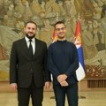 Zukorlićev kabinet obezbijedio stipendiju Omeru Mihovića za nastavak školovanja na trećoj godini Oxforda