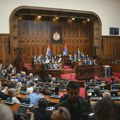 BLOG UŽIVO Rasprava o nepoverenju Vladi: "Da li je Macut ponosan na izjavu ministarke Paunović da bi etnički očisitla Kosovo?"…