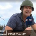 Petar izveštavao iz Izraela kao da beži od bombe, a onda su gledaoci primetili detalj iza njega: "Naš junački reporter u…