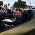 Oduzeli mu dozvolu, on kupio kola od 100.000: Darko Lazić pazario i nekretninu - "Stan u Novom Sadu koštao 200.000 evra"