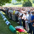 Zbog rezolucije o Srebrenici, Vučić i Dodik sve nervozniji