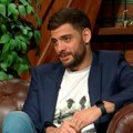 Povređen Milan Marić: Glumac se oglasio - fotografisao se sa steznikom: "Nije petak trinaesti, ali..." (foto)