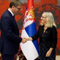 Vučić primio akreditivna pisma ambasadorki iz Švajcarske i Izraela